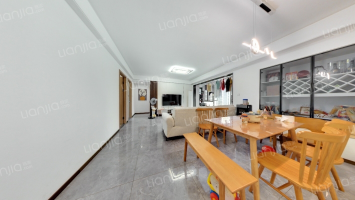 滨江金茂悦二手房实景图