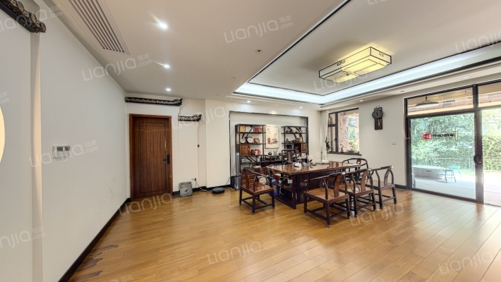 中房翡翠湾（别墅）二手房实景图