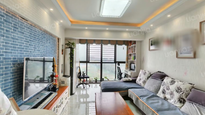 金科中心二手房实景图