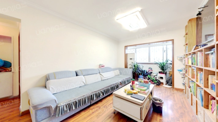 新光花园二手房实景图