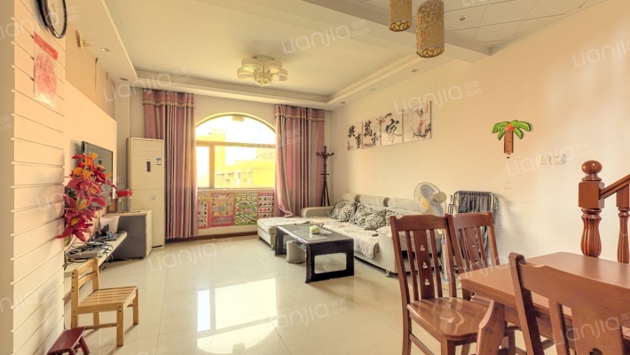 香奈天鹅湖二手房实景图