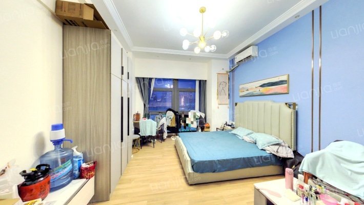 海伦堡·海铂中心二手房实景图