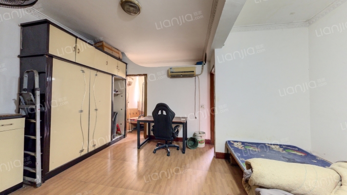 郡都彩舍二手房实景图