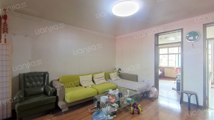 郊区水电局家属楼二手房实景图