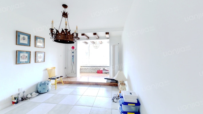 水上温泉二手房实景图