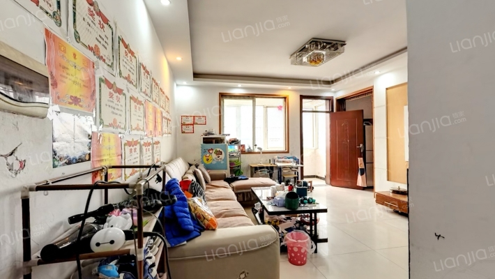 艺苑居二手房实景图