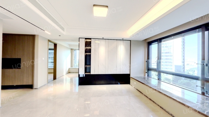 绿城桂冠东方四区二手房实景图