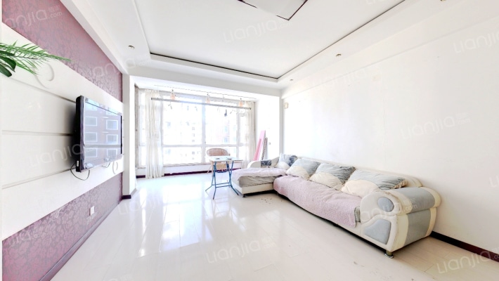 金地•伊山风景二手房实景图