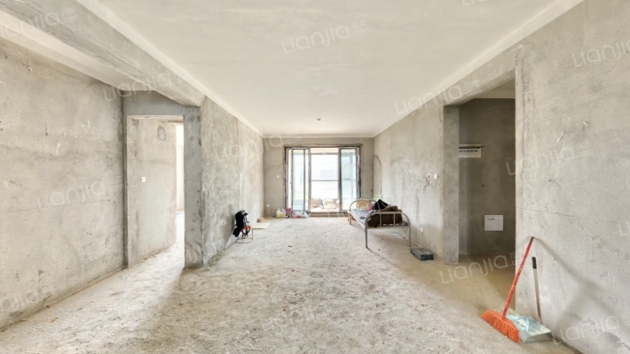 领地皇家蘭台二手房实景图