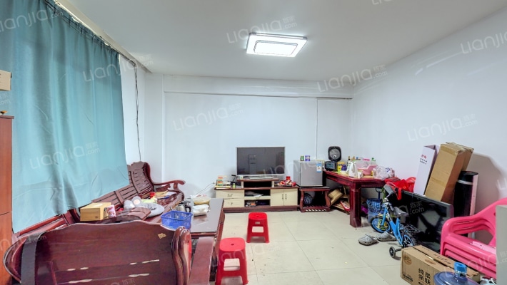 比华利山庄西区二手房实景图