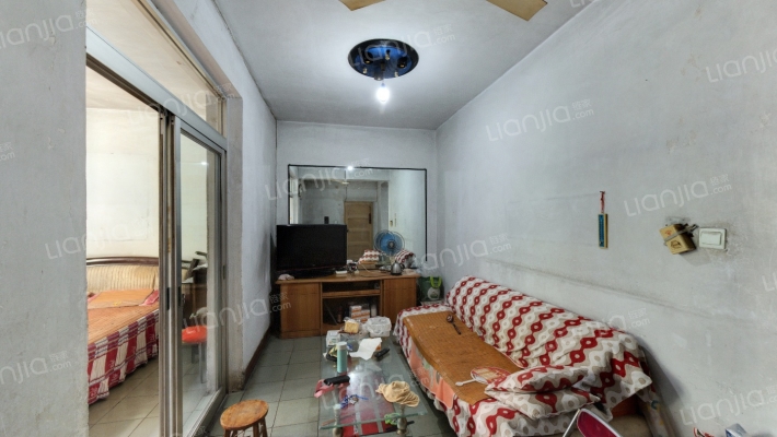 航空工业局住宅二手房实景图