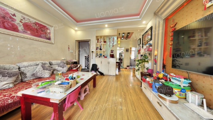 华泰庭院二手房实景图