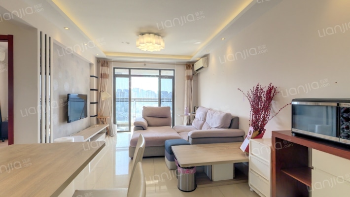 前海金岸二手房实景图