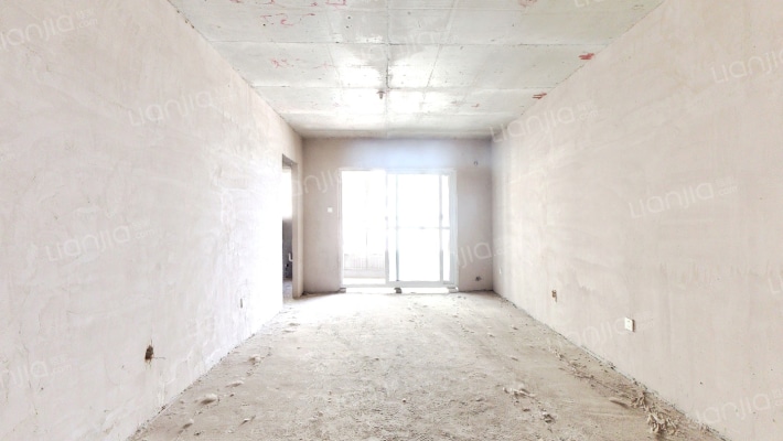 房本满二   南北通透   户型方正-客厅