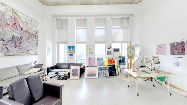 香格蔚蓝K区二手房实景图