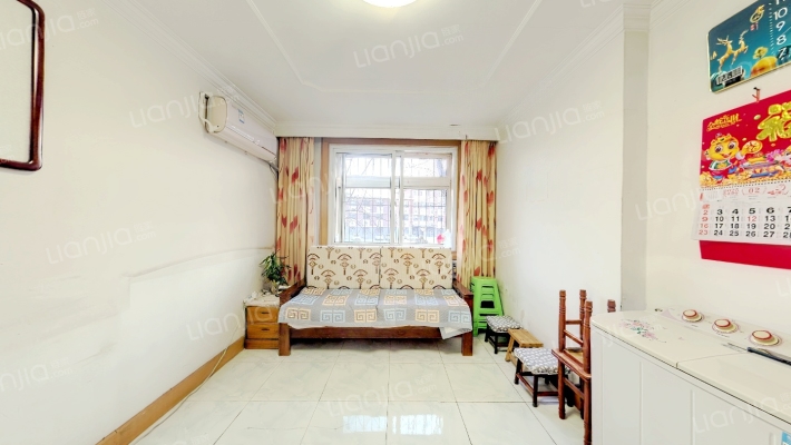 骊山里二手房实景图