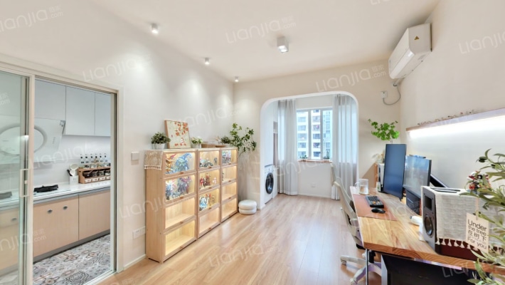 鸿恩新天地南区二手房实景图