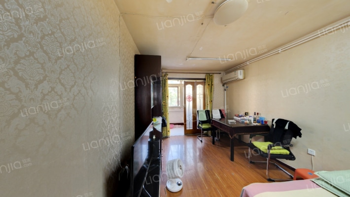 普济里二手房实景图