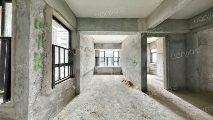 凯蓝锦伦华庭二手房实景图