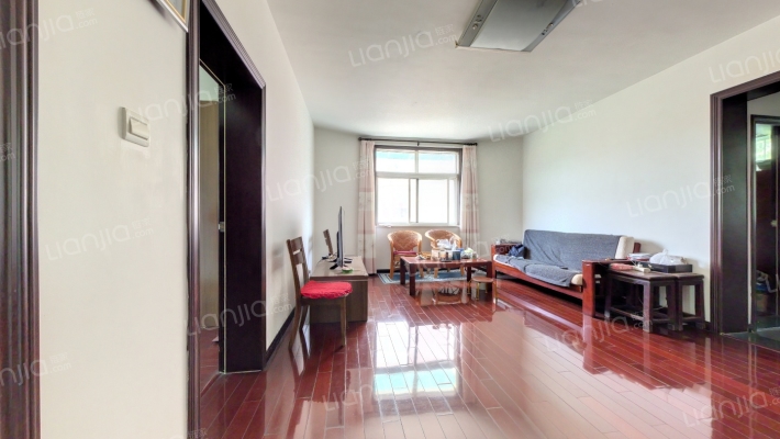 同济花园二手房实景图