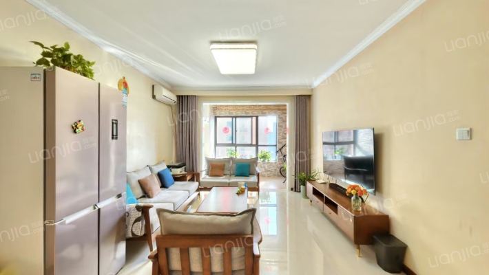 普华熙岸二手房实景图