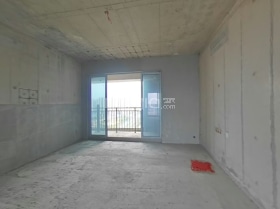 衡阳市蒸湘区次新小区江景大四房