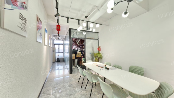 裕朗国际二手房实景图