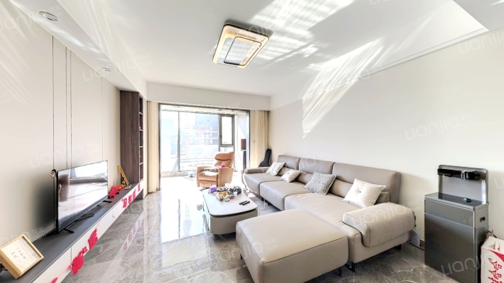 东方红梅溪枫林二手房实景图