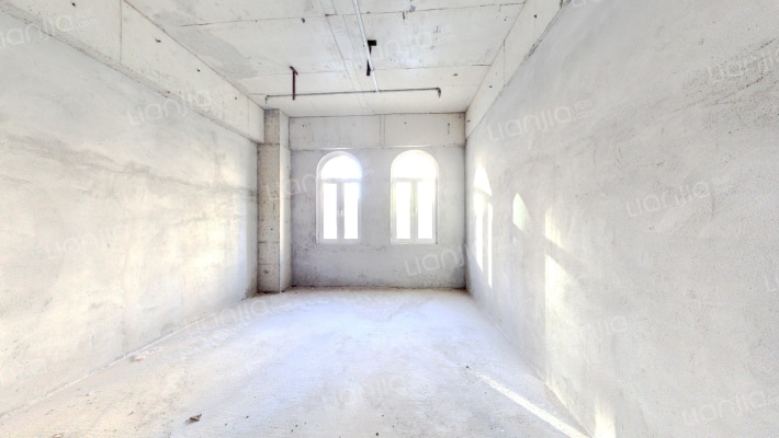 百亚广场二手房实景图