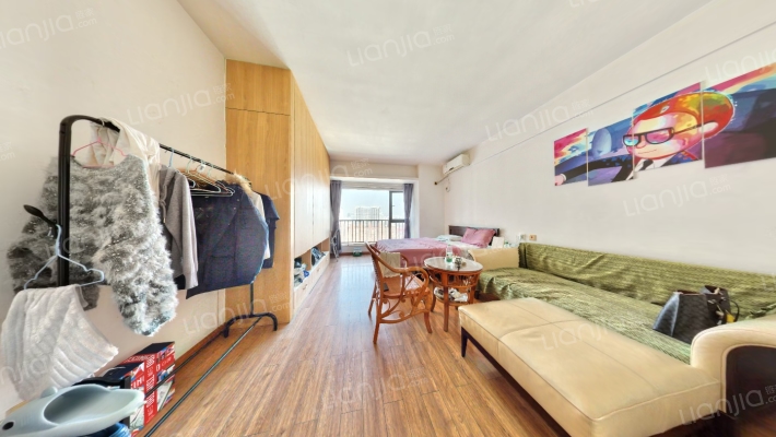 高新水晶城二手房实景图