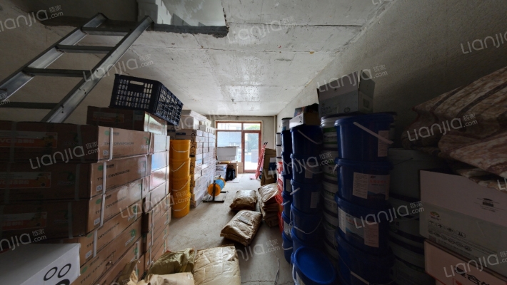 鑫邦国际二手房实景图