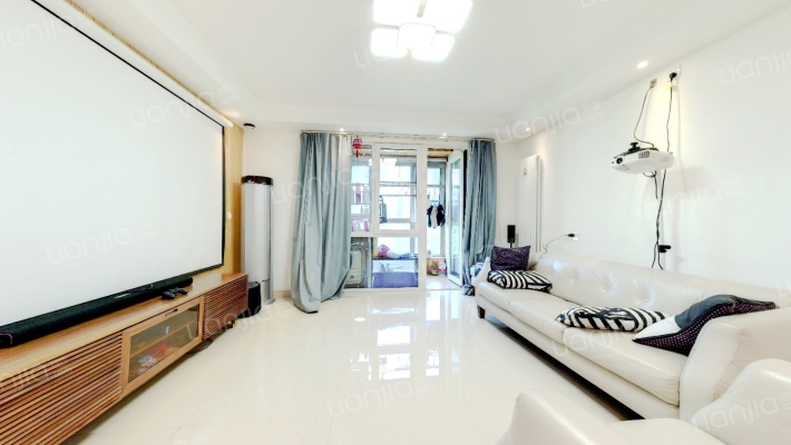 金地朗悦沁园二手房实景图