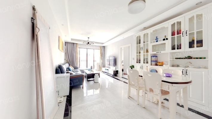 高逸华府二手房实景图