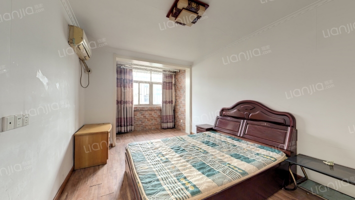 响山小区二手房实景图