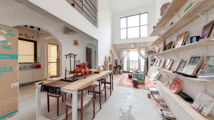 盛唐叠彩山二期二手房实景图