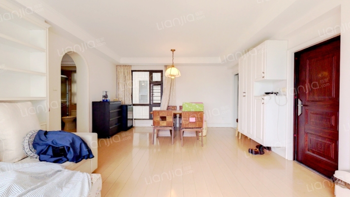 虹桥中山广场二手房实景图