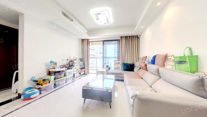 蓝光长岛国际三期二手房实景图