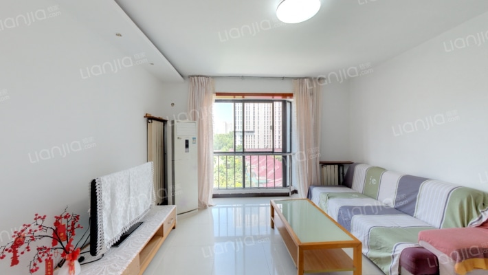 西雅图翡翠城二手房实景图