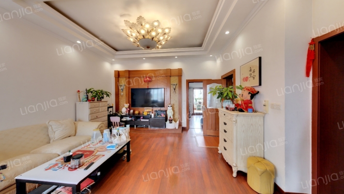 龙山花园二手房实景图