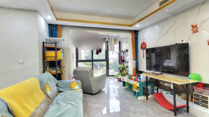 汇盛花苑二手房实景图