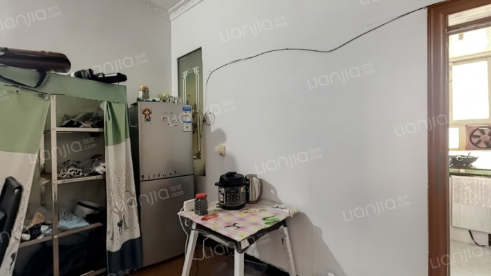 炮台山食品肉食公司单位房二手房实景图