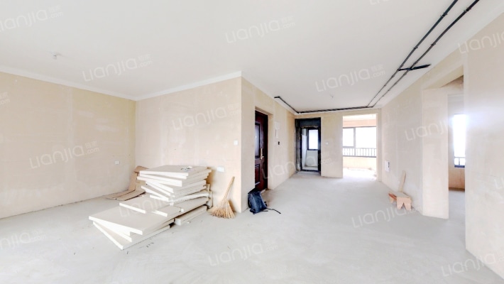 龙湖春江郦城二手房实景图