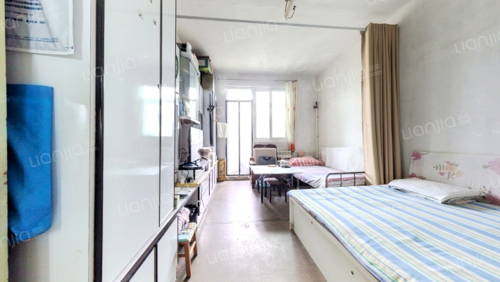 桃园南街10号院二手房实景图