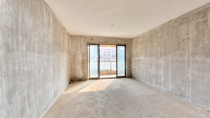 西站明珠二手房实景图