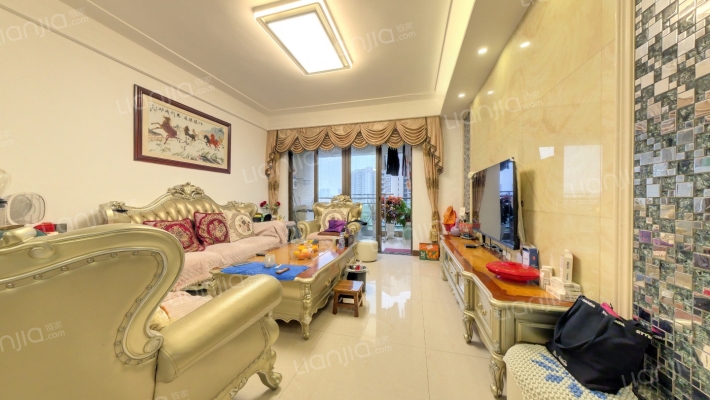 鼎信四季花园二手房实景图