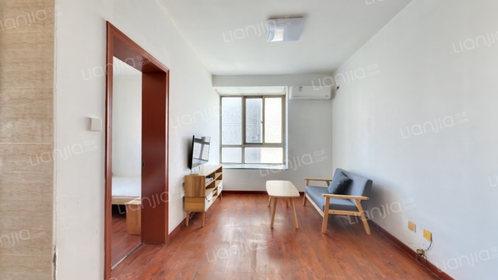 天运花园二手房实景图