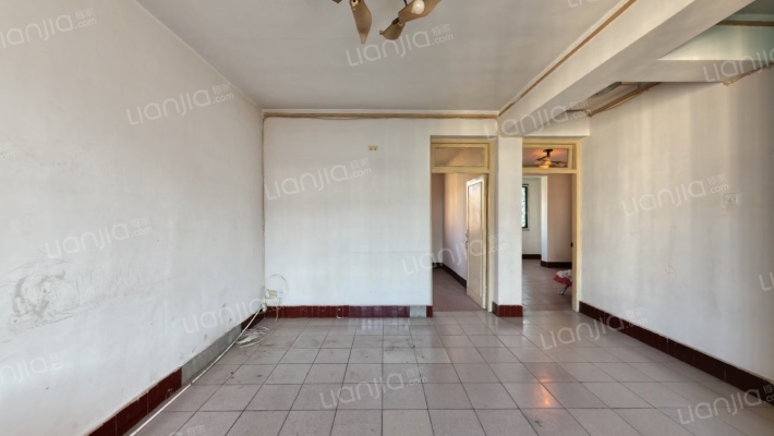 胜利花园二期二手房实景图