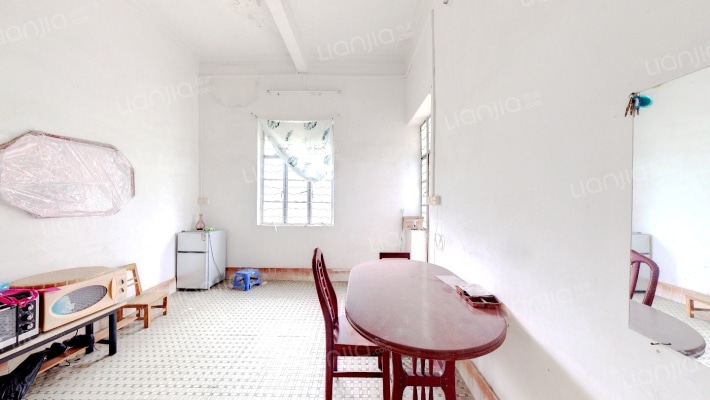 月山前一巷二手房实景图