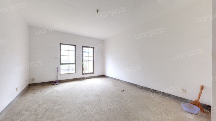 托斯卡纳二手房实景图