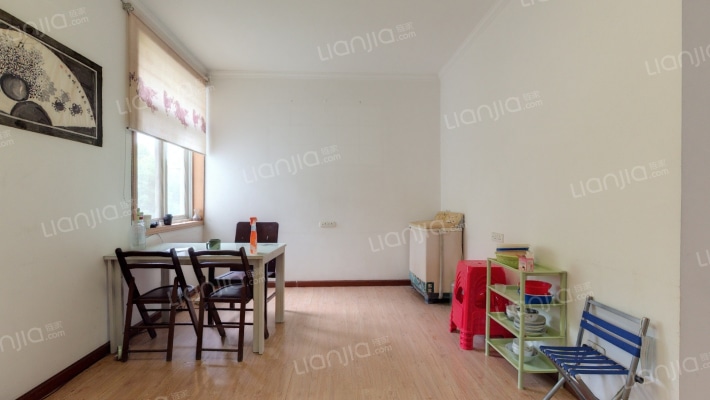 创新小区二手房实景图